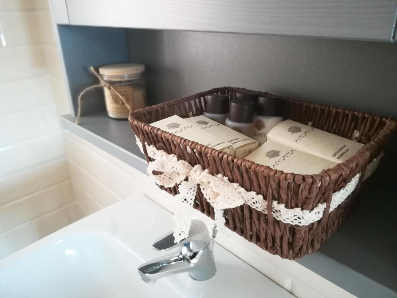 Apartamento Raviola E Tajarin Verduno Exterior foto